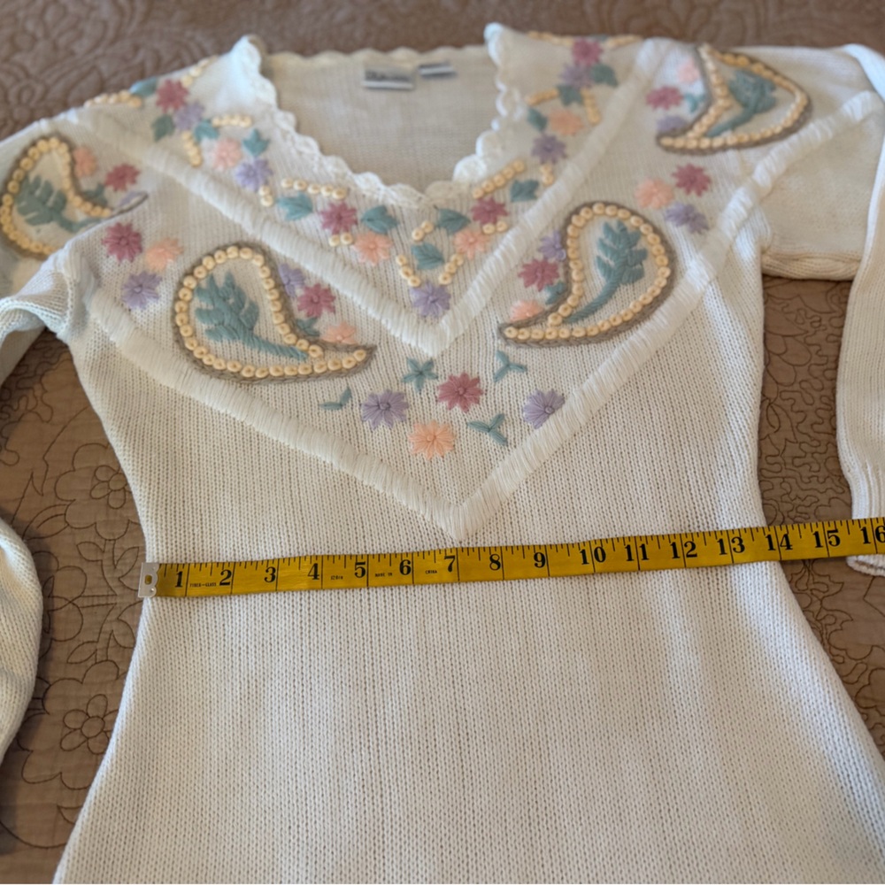 VTG 80s 90s Styleworks Cream Colored Pastel Floral Embroidered Sweater Dress, S - Picture 9 of 12